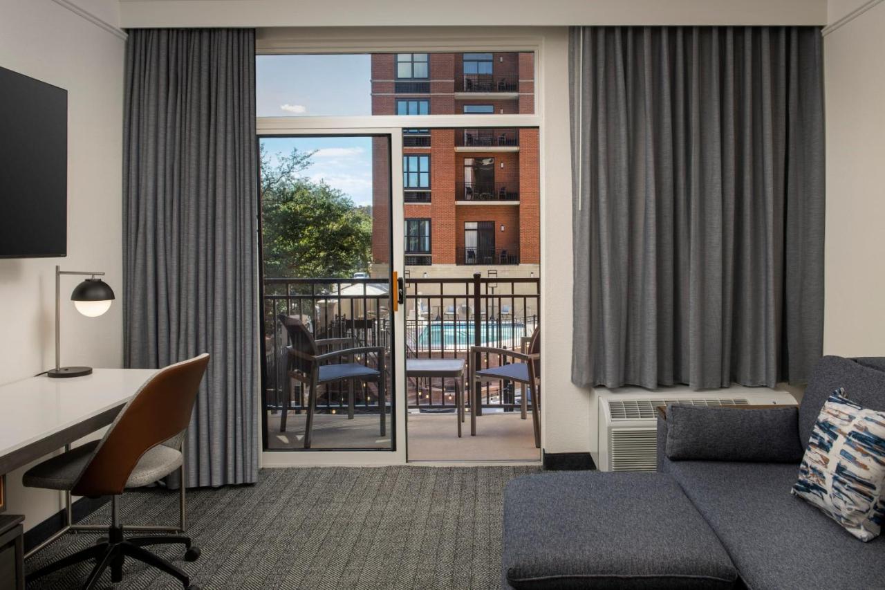 Courtyard By Marriott Savannah Downtown - Historic District Exterior foto
