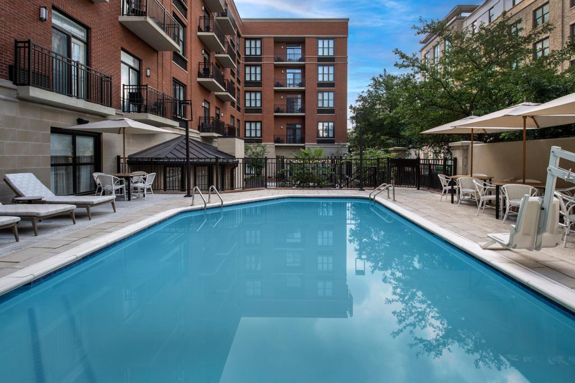 Courtyard By Marriott Savannah Downtown - Historic District Exterior foto