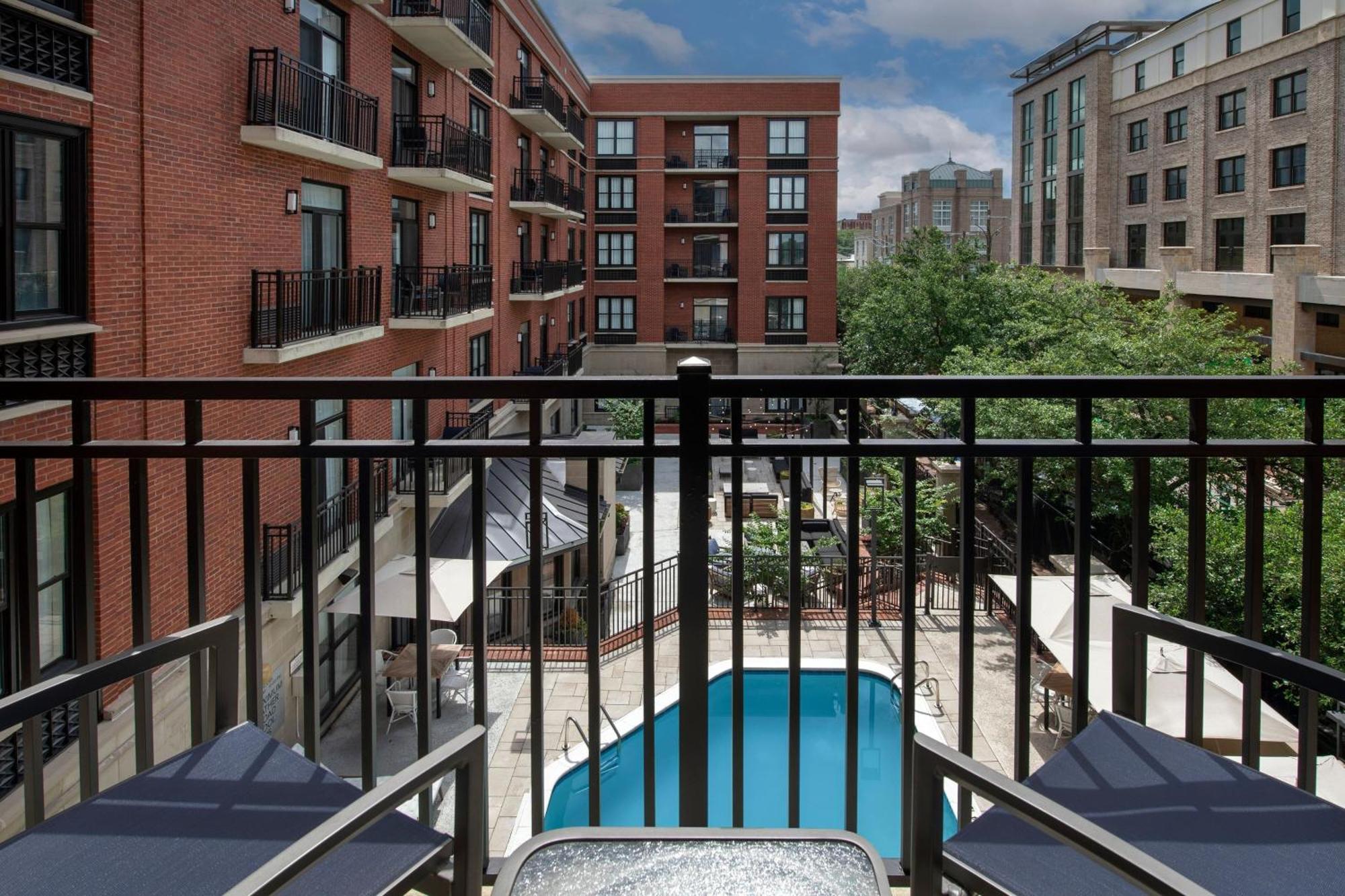 Courtyard By Marriott Savannah Downtown - Historic District Exterior foto